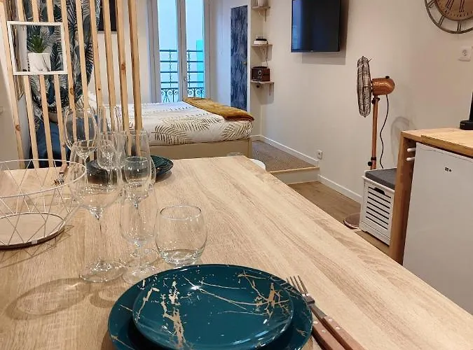 Vieille Equipe Sans Ascenseur